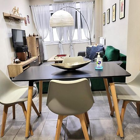 “Zeus”, Stylish Luxury Business Suite In The Heart Of Athens. Bagian luar foto