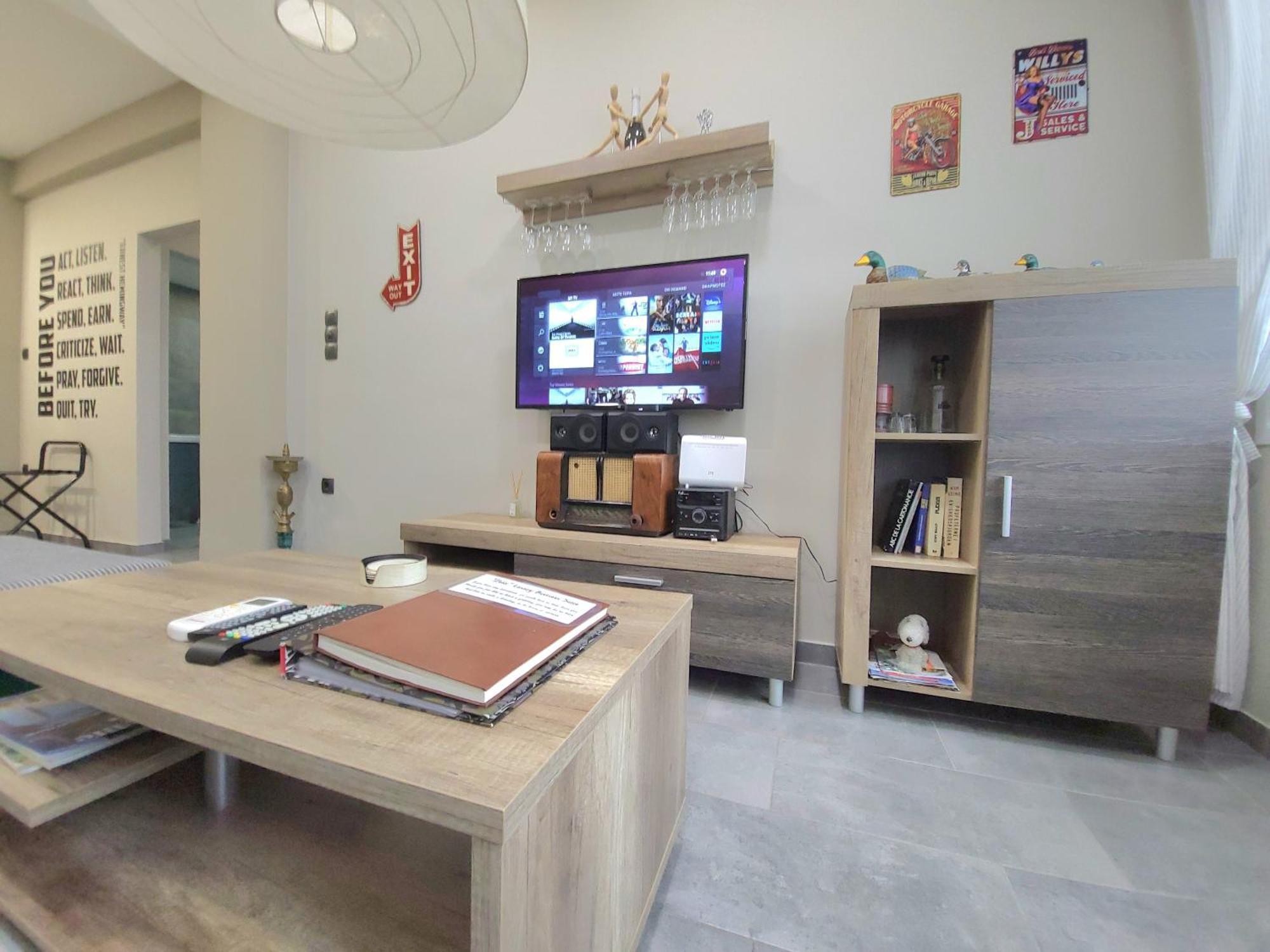 “Zeus”, Stylish Luxury Business Suite In The Heart Of Athens. Bagian luar foto