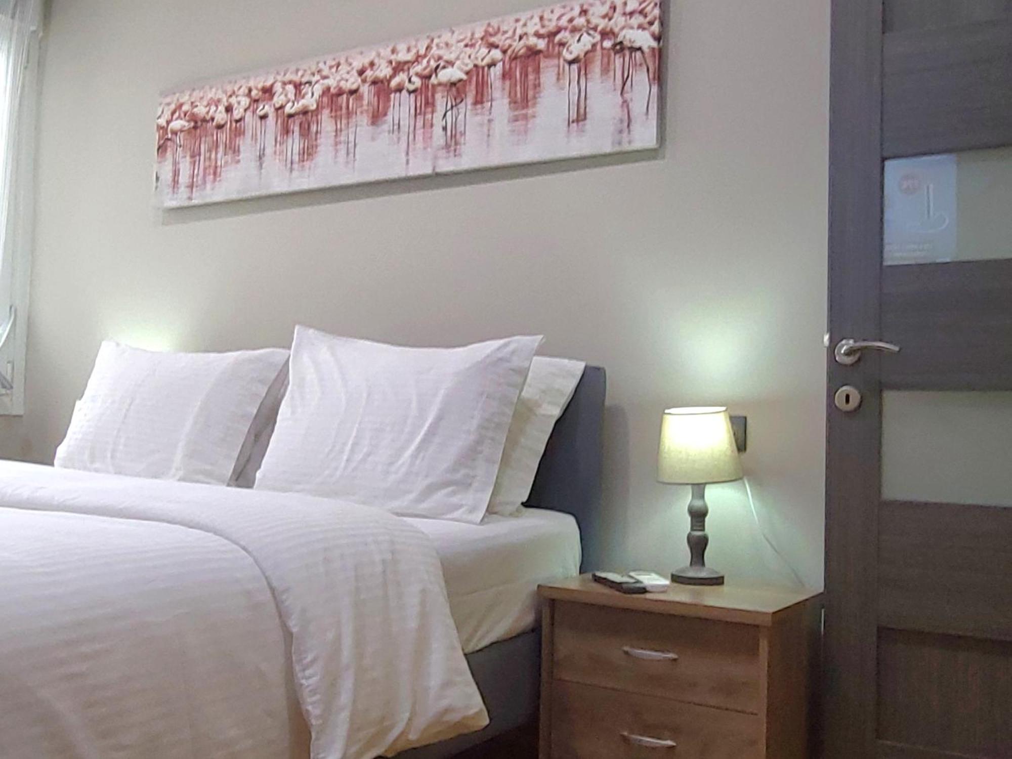 “Zeus”, Stylish Luxury Business Suite In The Heart Of Athens. Bagian luar foto